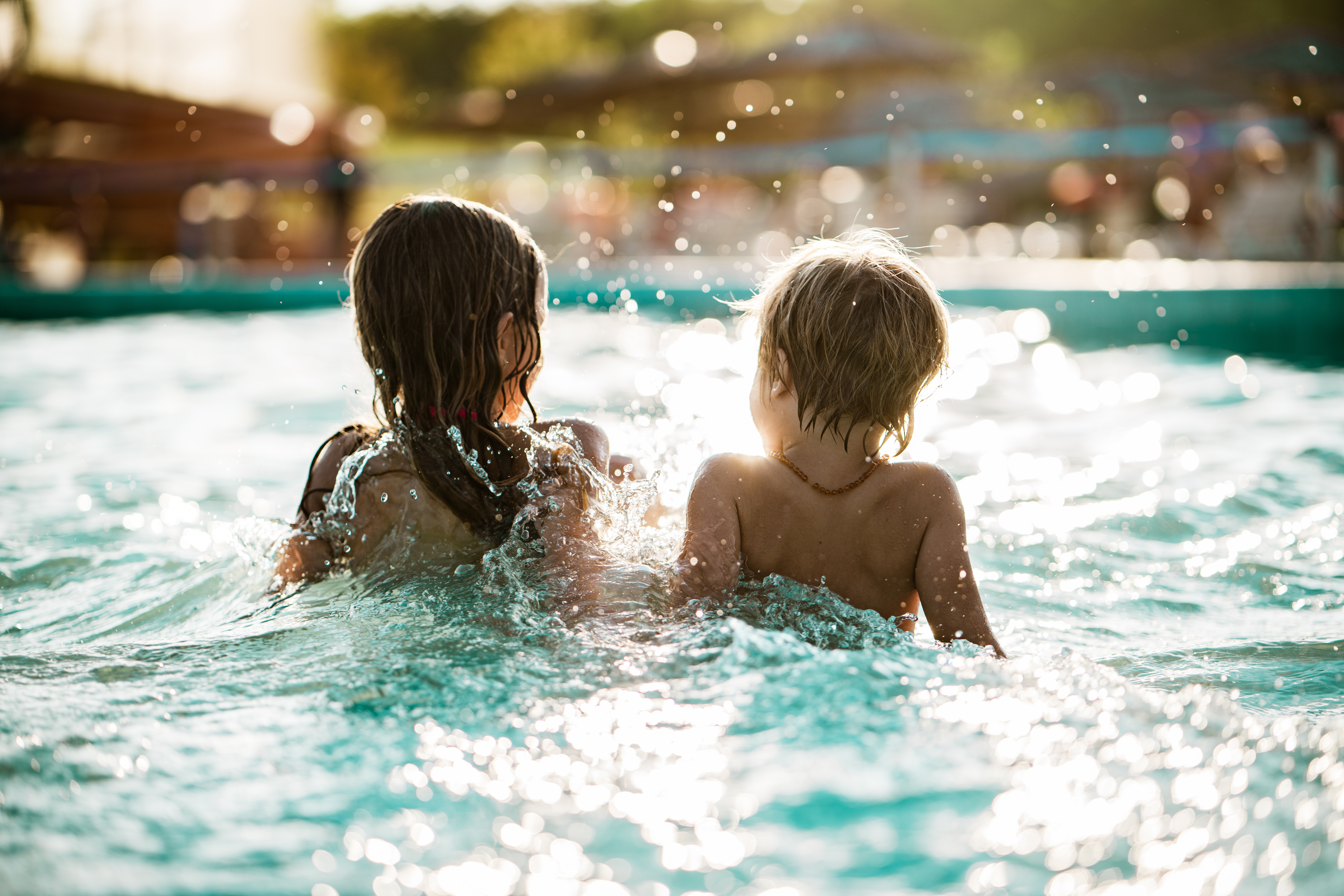 N Pic Kids Pool Splash i Stock 1170907444
