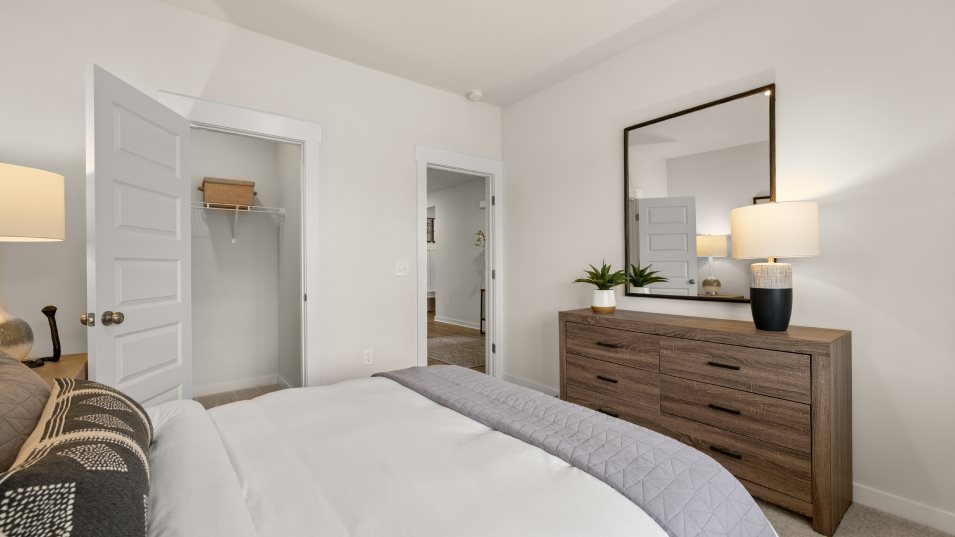 Ashbury Bedroom 3