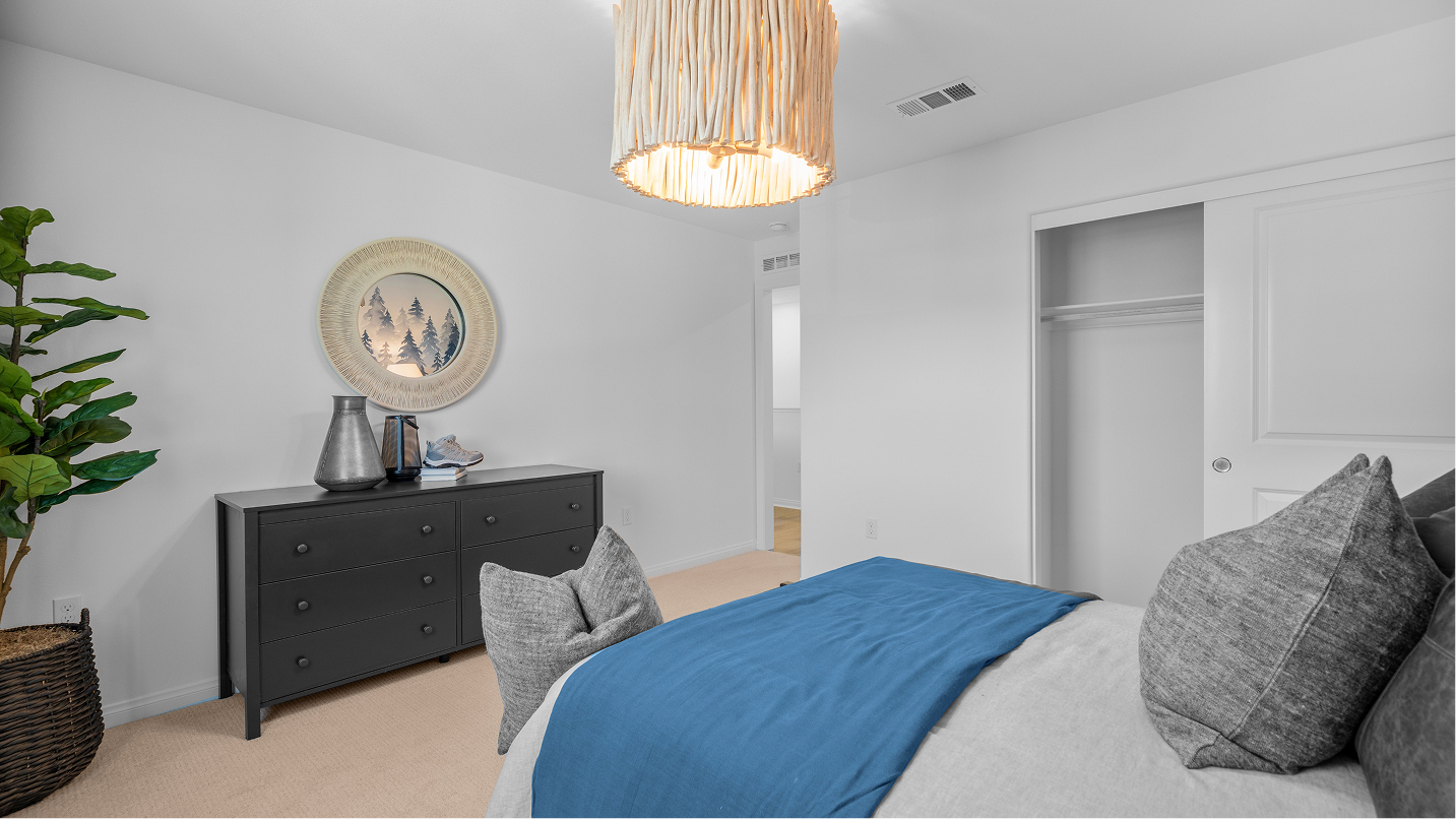Estrella Res2 Bed2 2of2 F2