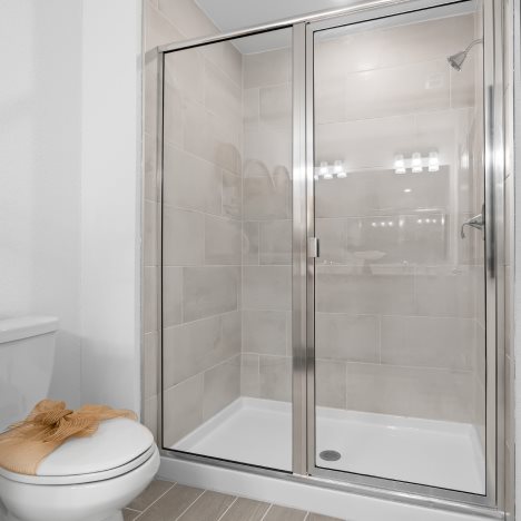 Lincoln owner's bath