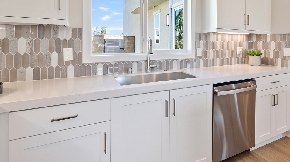 Selene Luna Park GPN Res2 Kitchen 4of10 F1