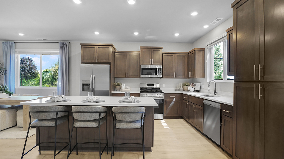 2213 Hillsdale Kitchen 1of2 F1