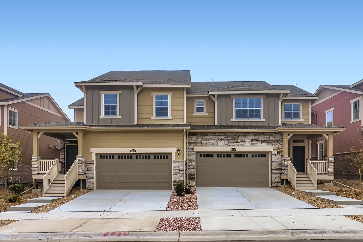 6830 Juniper Dr Exterior Front