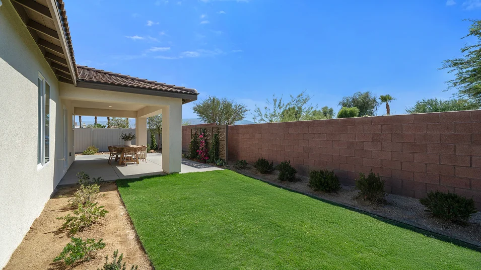 Avila Espana Res1 Exterior Back 2of2