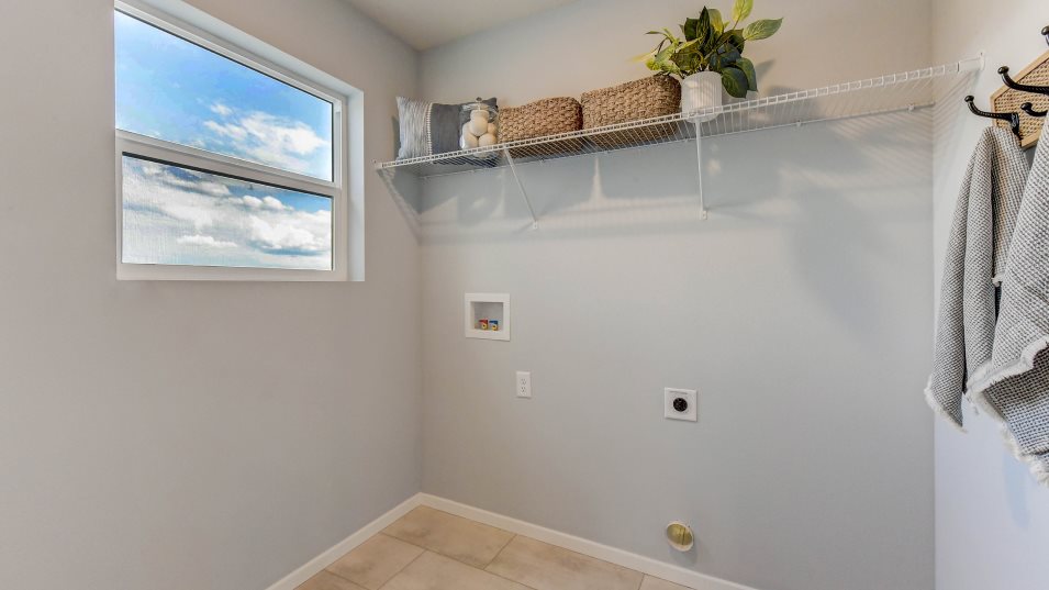 Stevenson 3car laundry room