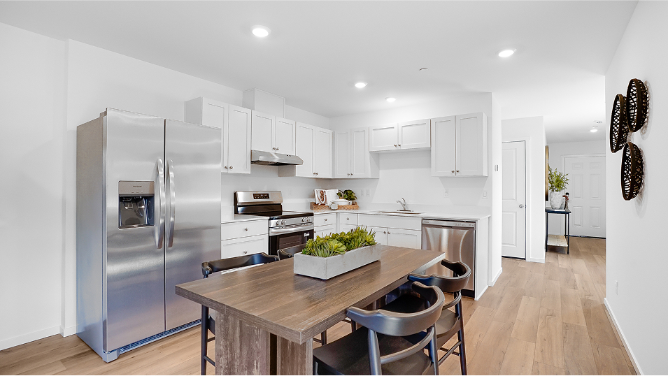 1440 Reece Kitchen 2of2 F1