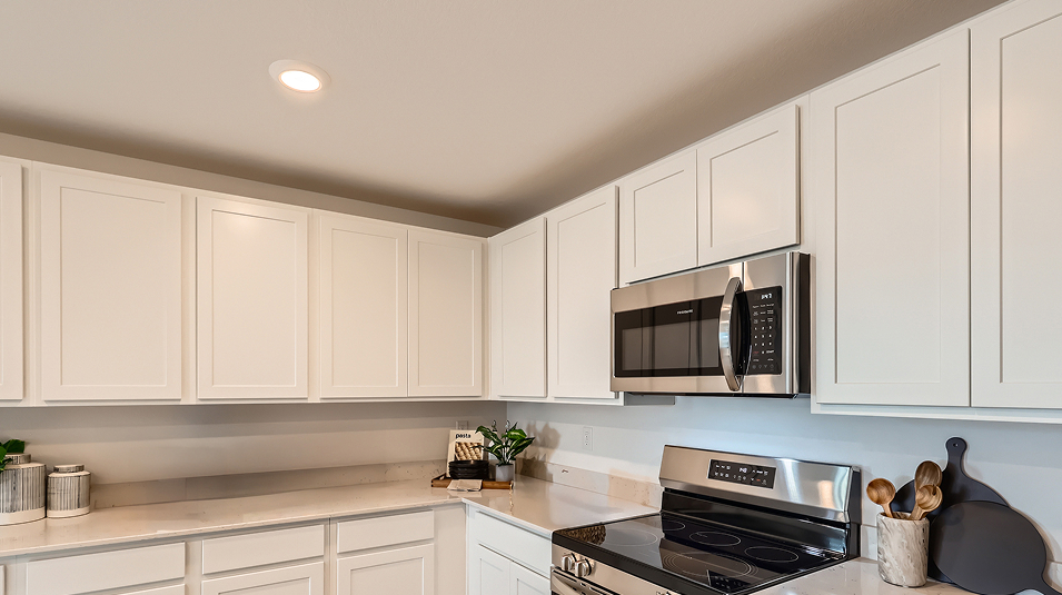 071725 4003 Madison Kitchen 1of2 F1