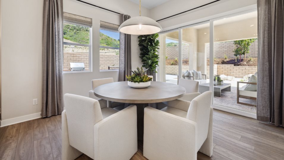 Sierra Bella 2 Dining Room