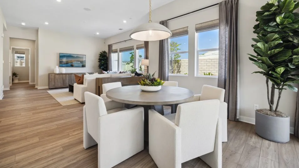 Sierra Bella 2 Dining Room