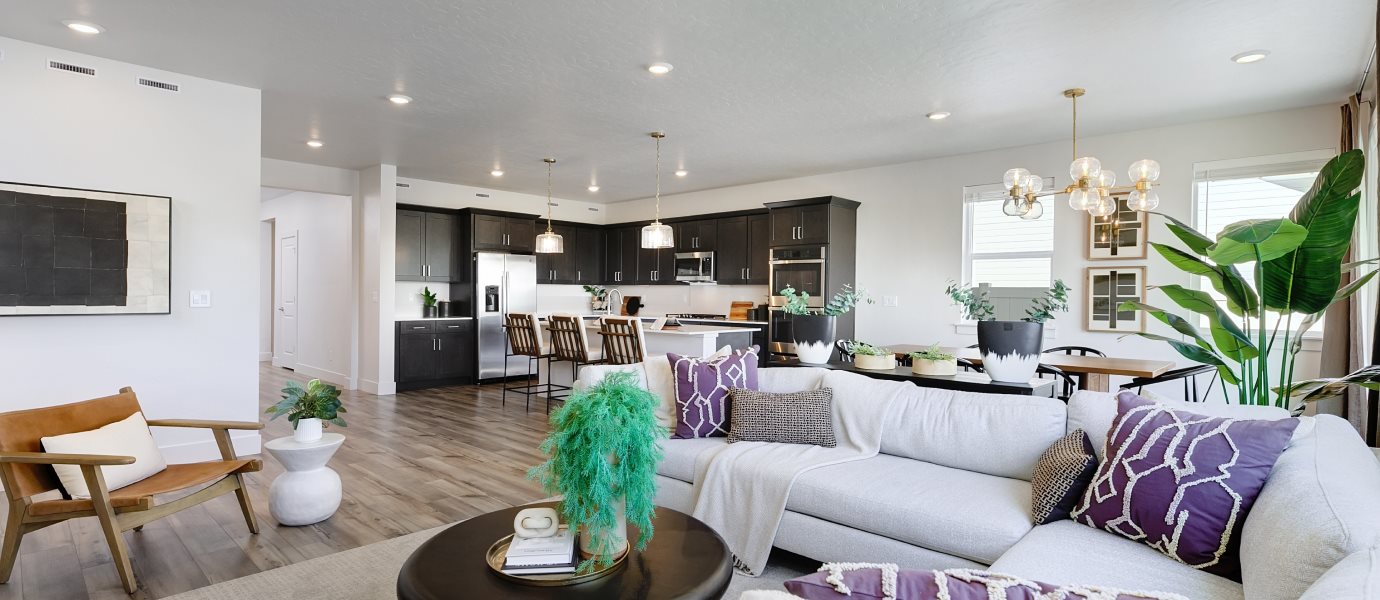 Plan 2095 Great Room Hero Image