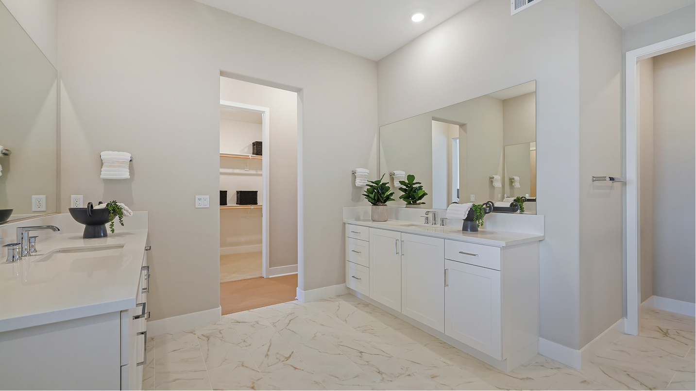 Ridgeview Metro Heights Res1 Owners Bath 2of5 F2