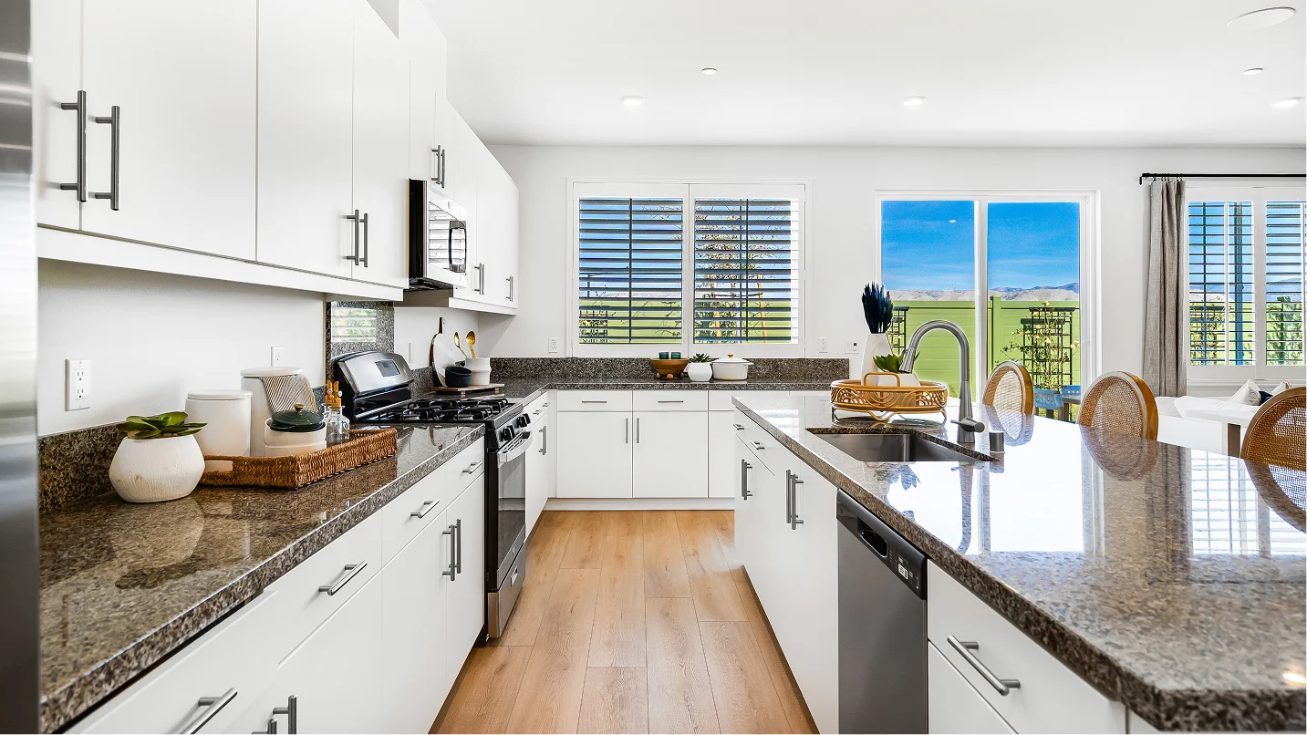 Painted Canyon Silverwood Res2 Kitchen 3of3