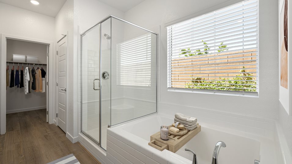 Harlow Owner's Suite Bathroom