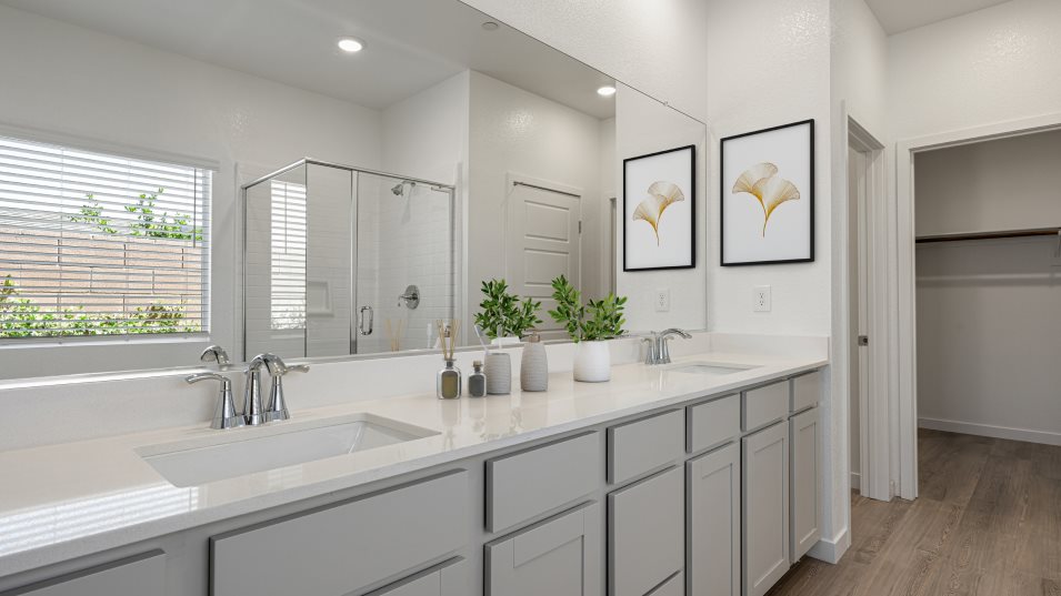 Harlow Owner's Suite Bathroom