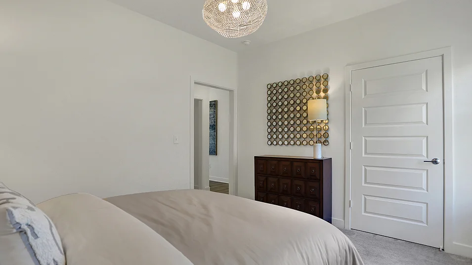 9241 Monroe Bed2 3of3 051425