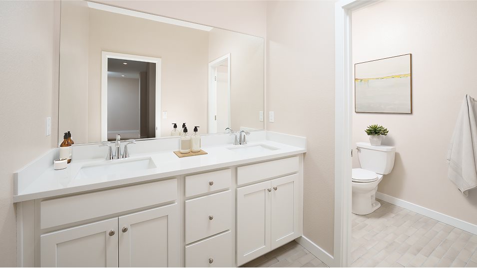 Residence 3427 Bathroom 2