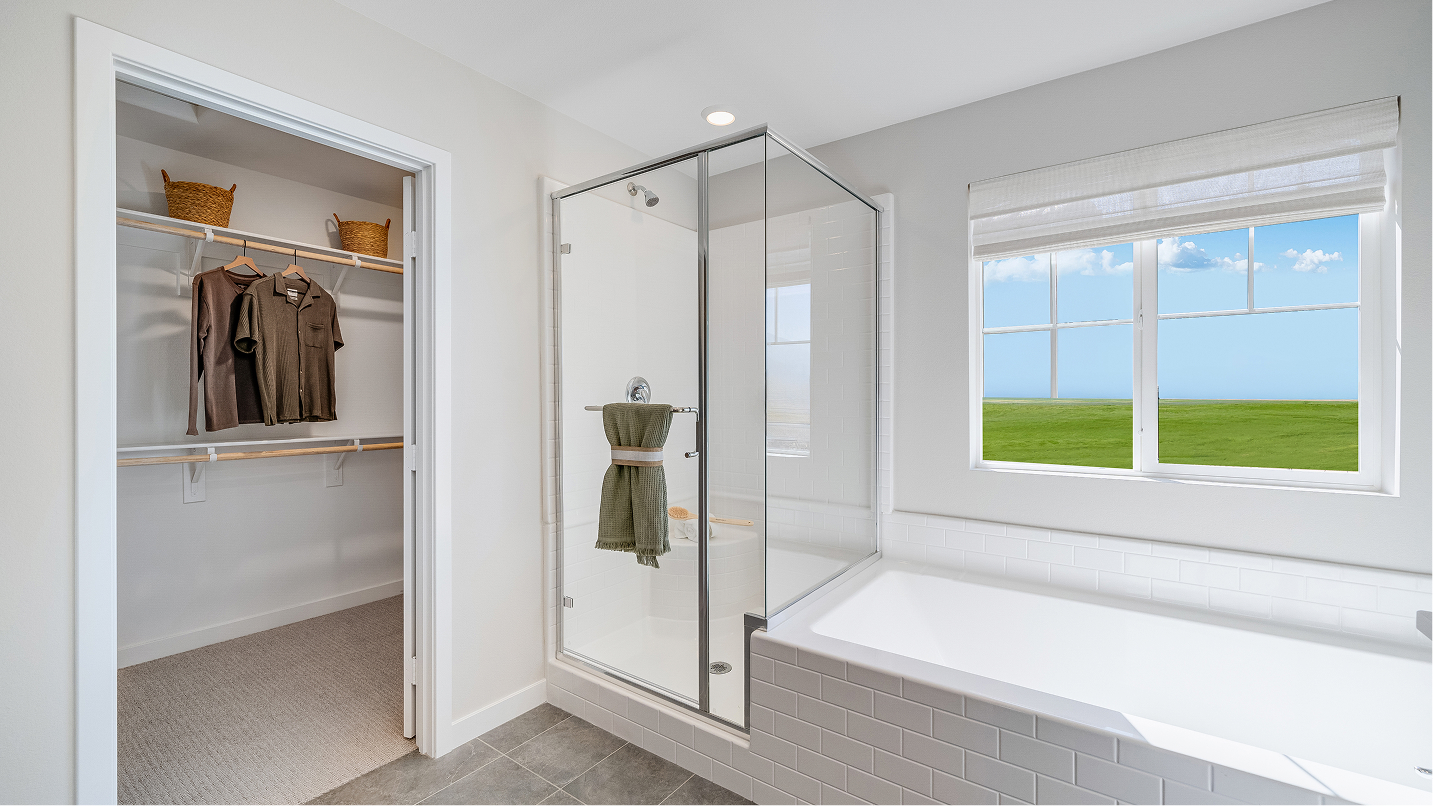 Aviator Renaissance Res2 Owners Bath 2of2 F2