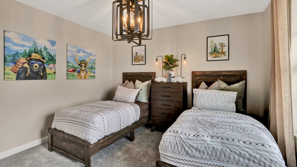 Hydrangea Bedroom 3