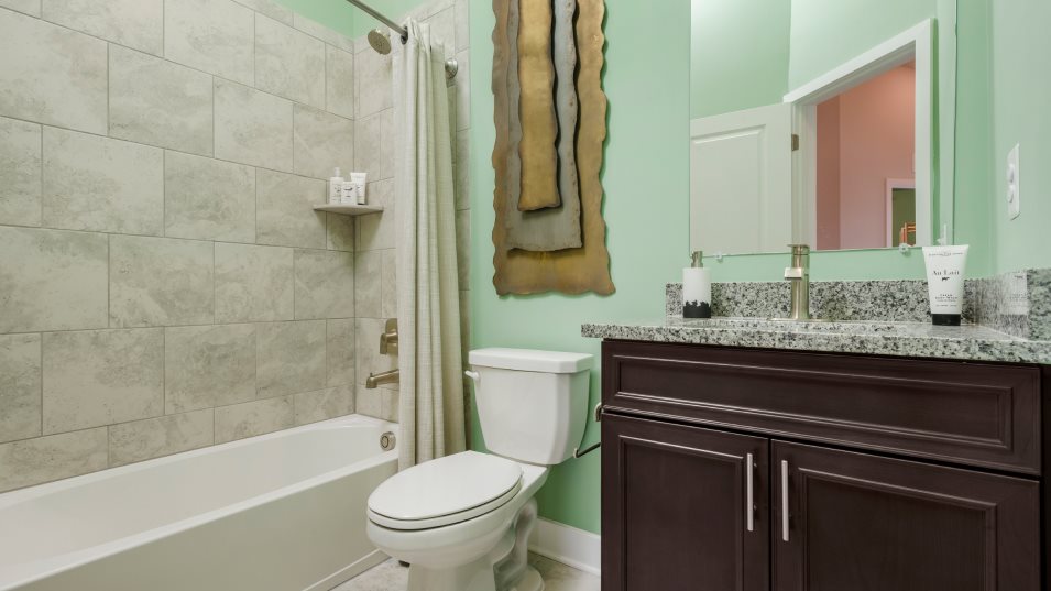 Patapsco Glen Tydings II Rear Load Garage Bathroom 2