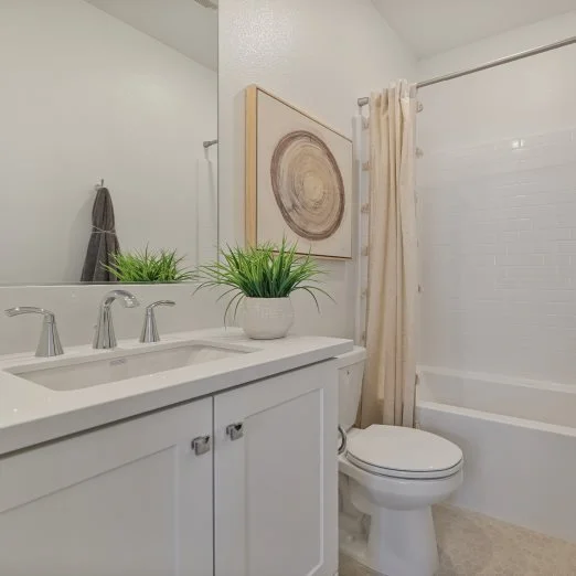 Residence 3 Bathroom 3