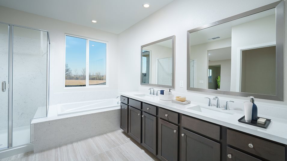Residence 3308 owners bathroom