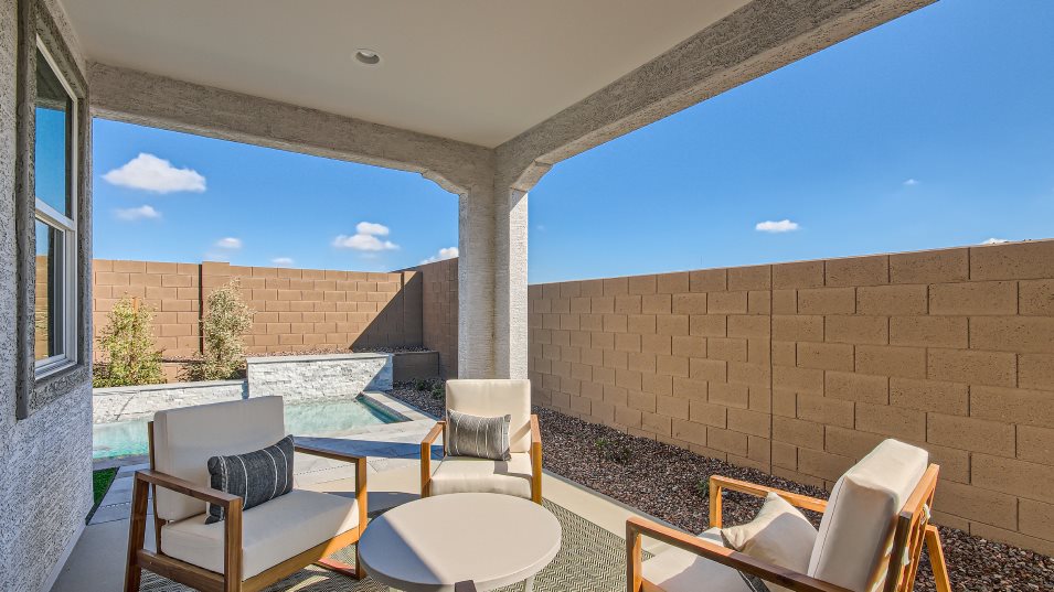 Clark II Covered Patio
