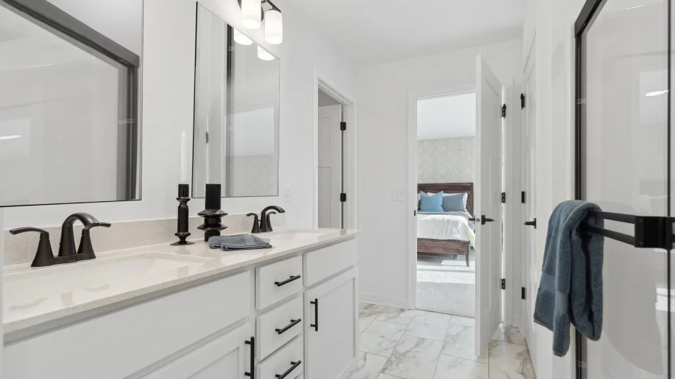 Marquette Owners Bathroom
