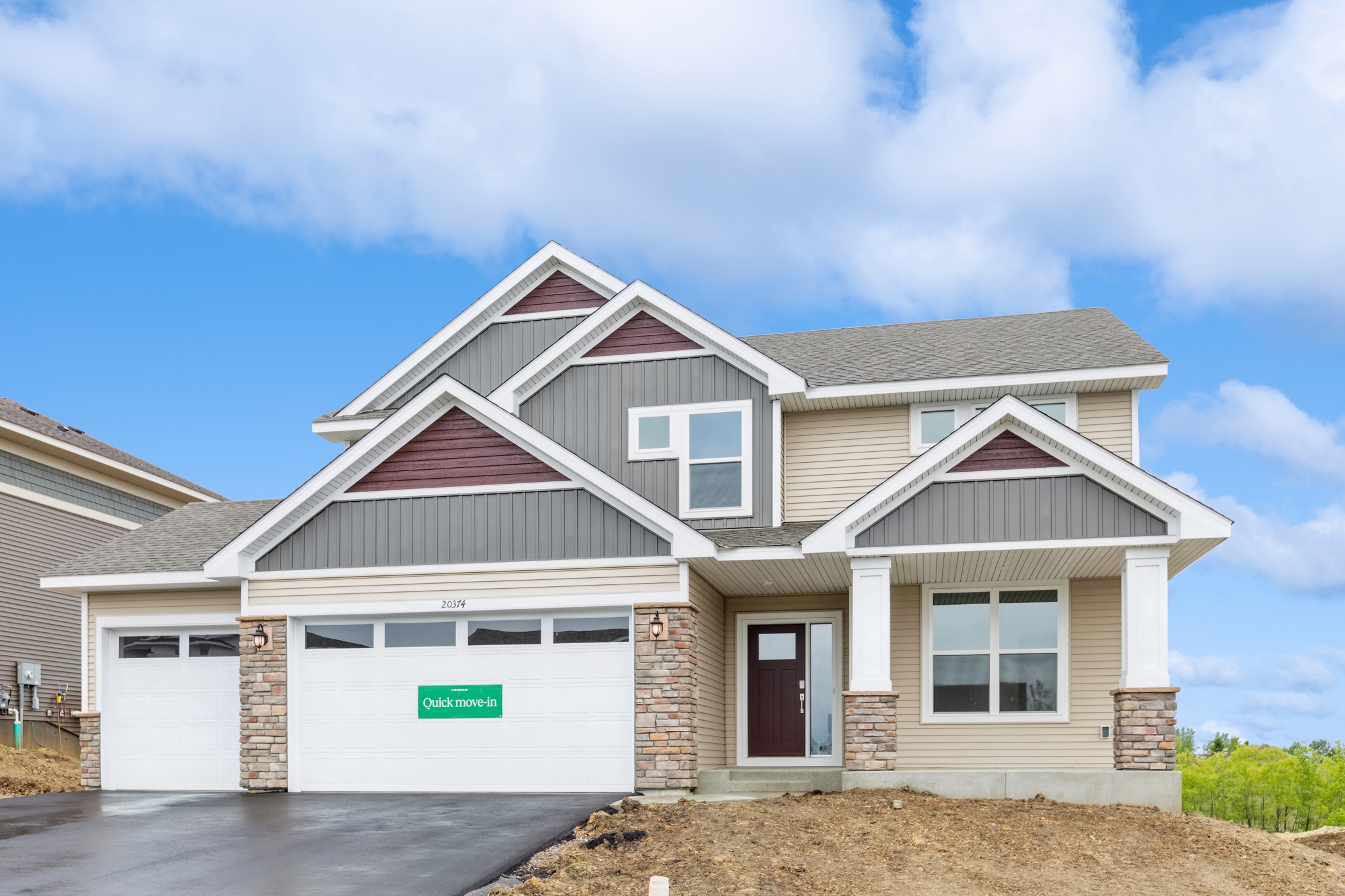 01 20374 Gallifrey Wy 300 Front View Hi Res