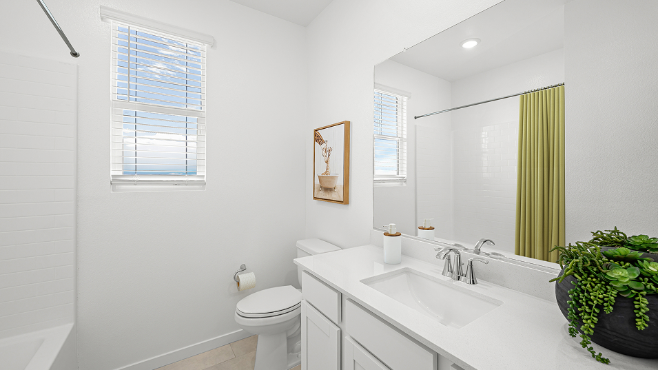 2469 Pioneer Bath2 F1