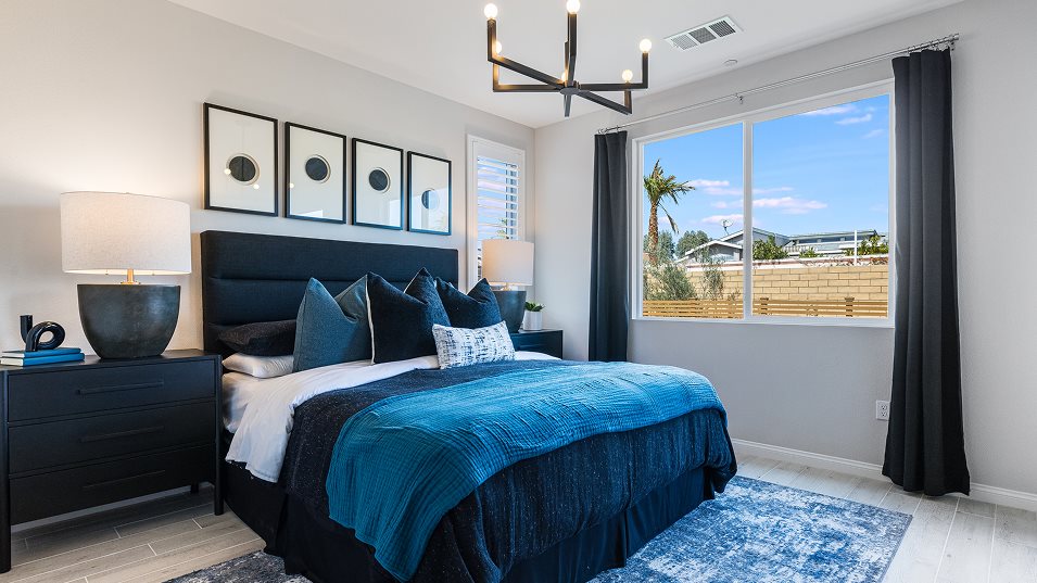 Res2 owners suite bedroom