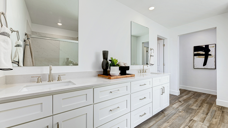 2804 Plan2804 Owners Bath 2of3 F2