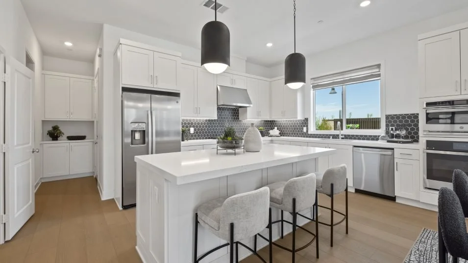 Portia 2 Kitchen