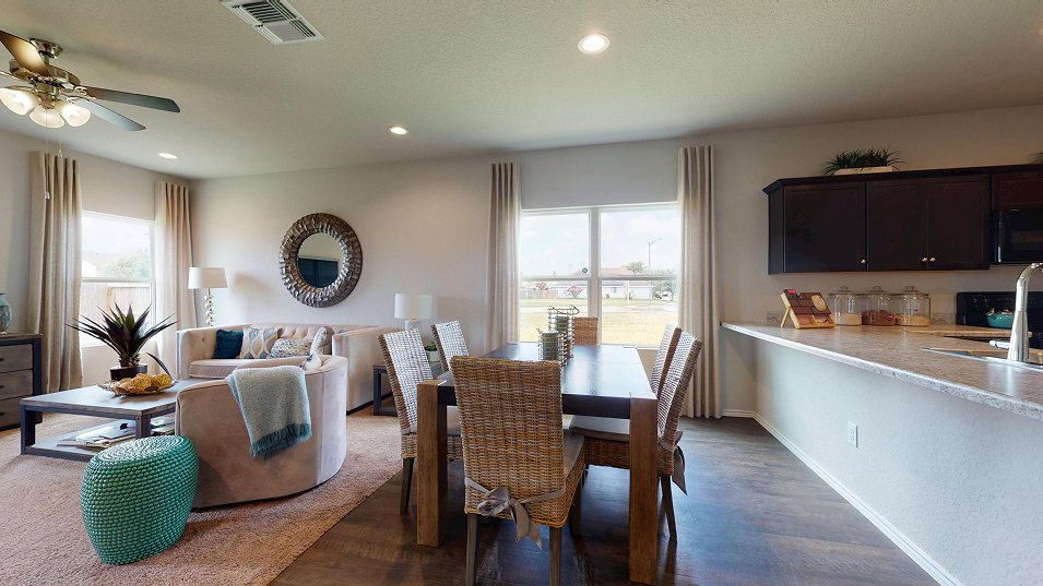 Taylor Core C950 Cypress Dining 2of2 F1