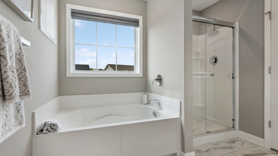 McKinley Owners Bathroom