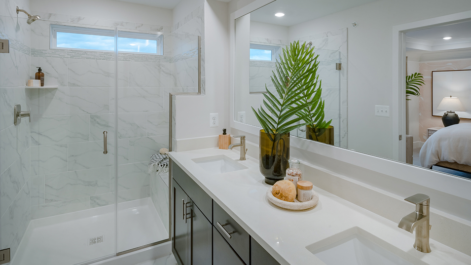 2705 Arcadia Owners Bath F3 Base3