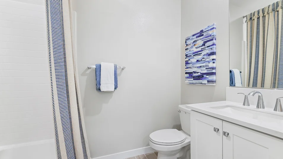 Vista Metro Heights Res2 X Bath2 1of1 F3