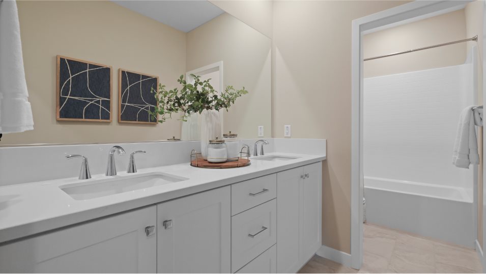 Outlook 4 Bathroom 2