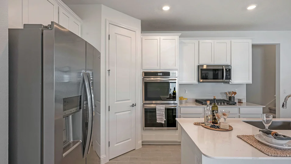 1896 Hailey II Kitchen 3of6 F1 7 30 25