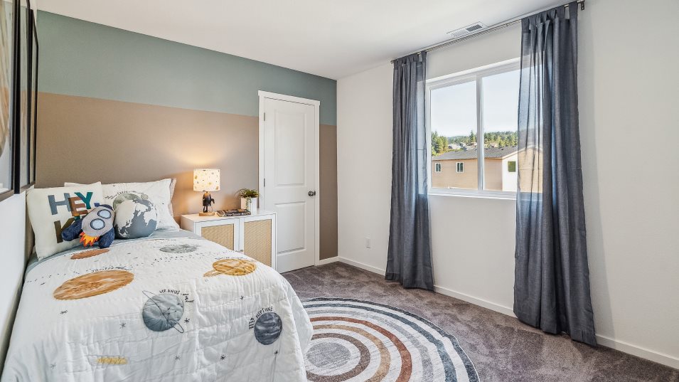 Dorothy Bedroom 2
