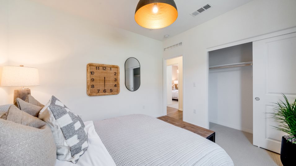 Bed2 interior