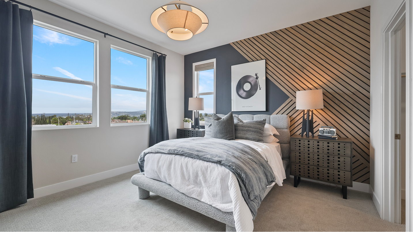 Amora Res2 Bed2 1of3 F2