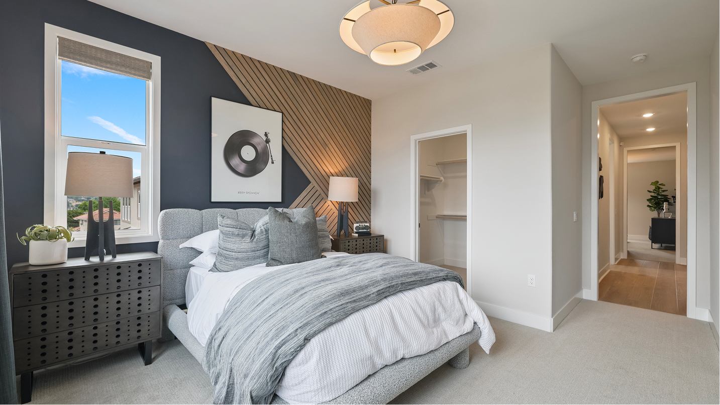 Amora Res2 Bed2 3of3 F2