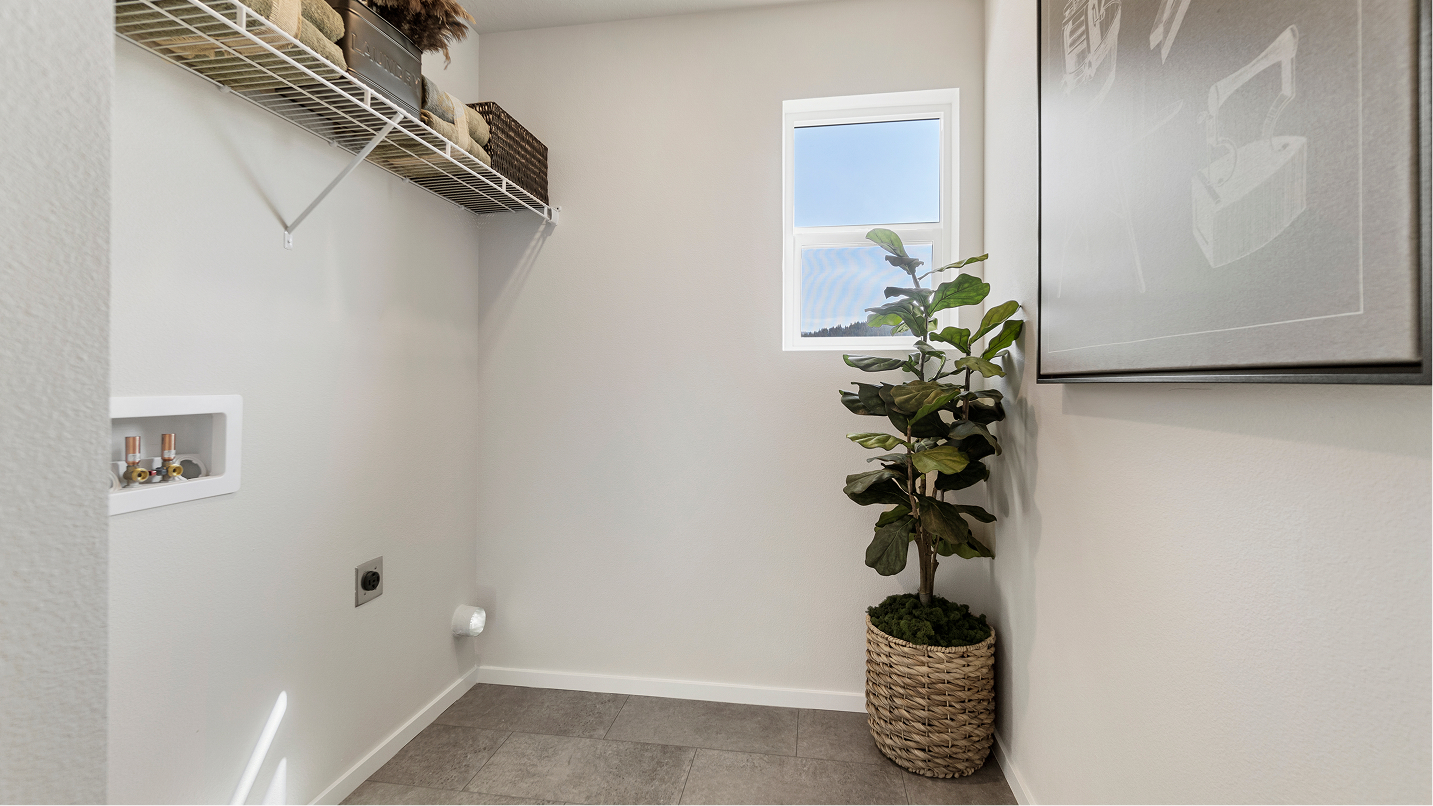 2016 Goldenwood Laundry 1of2 F2