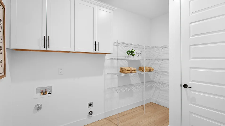 2241 Benton Laundry F1 Base2