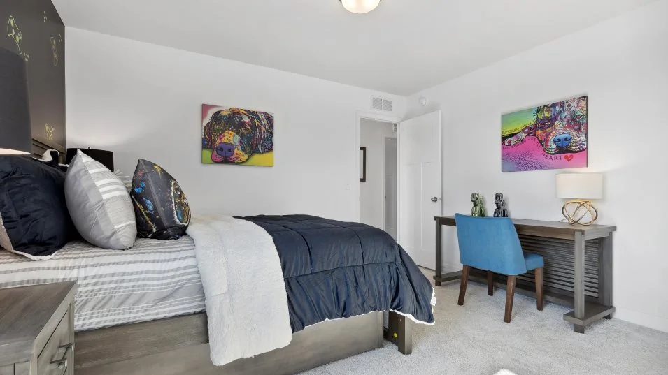 Sequoia Bedroom 3