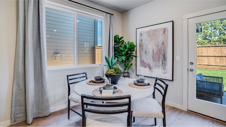Stella Dining Room