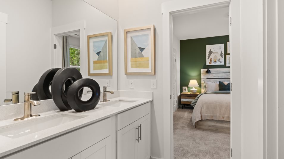 Winston Bathroom 2