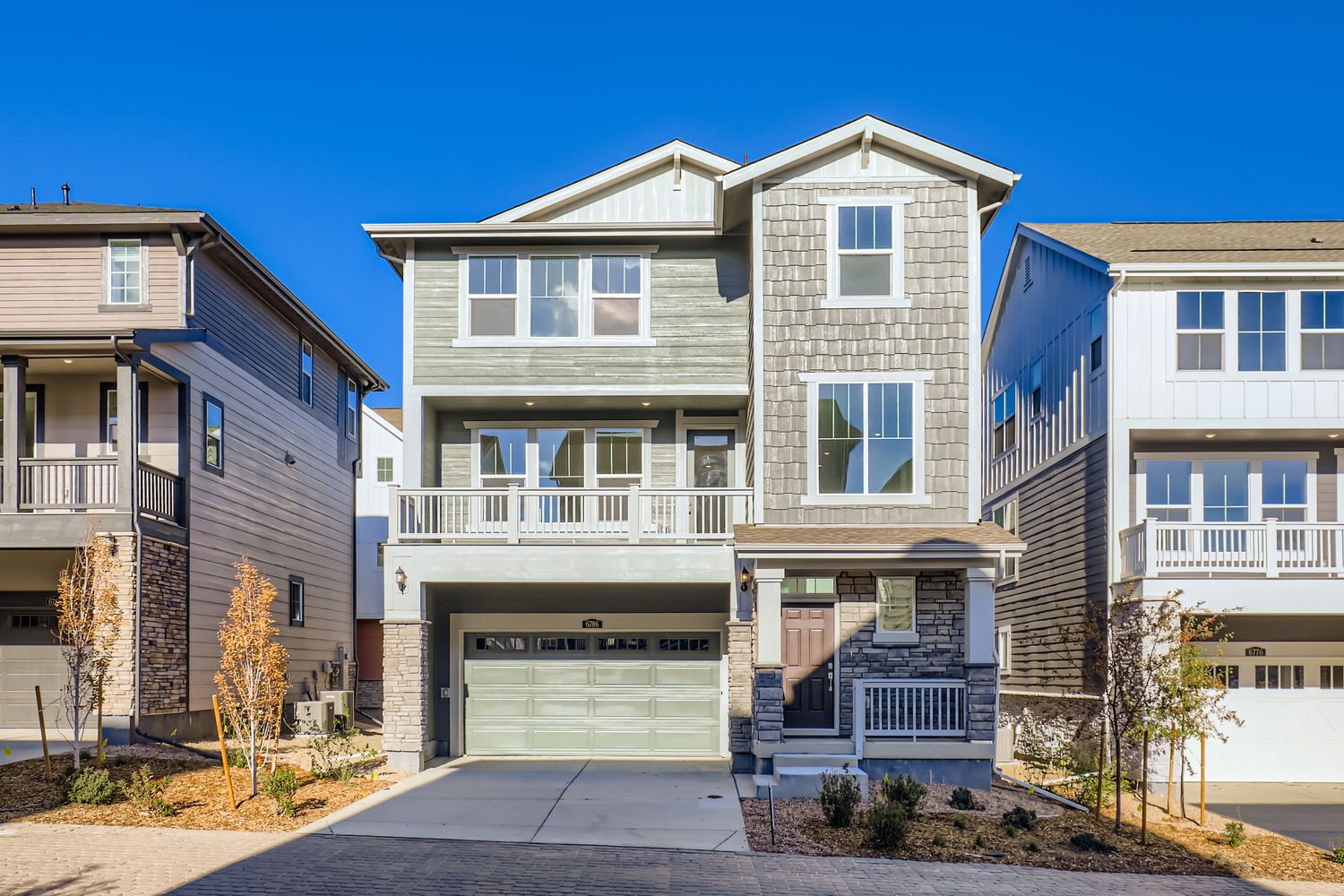 6786 E 149th Dr Exterior Front