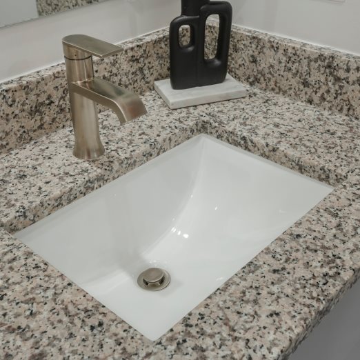 Tydings II FL Bathroom 2