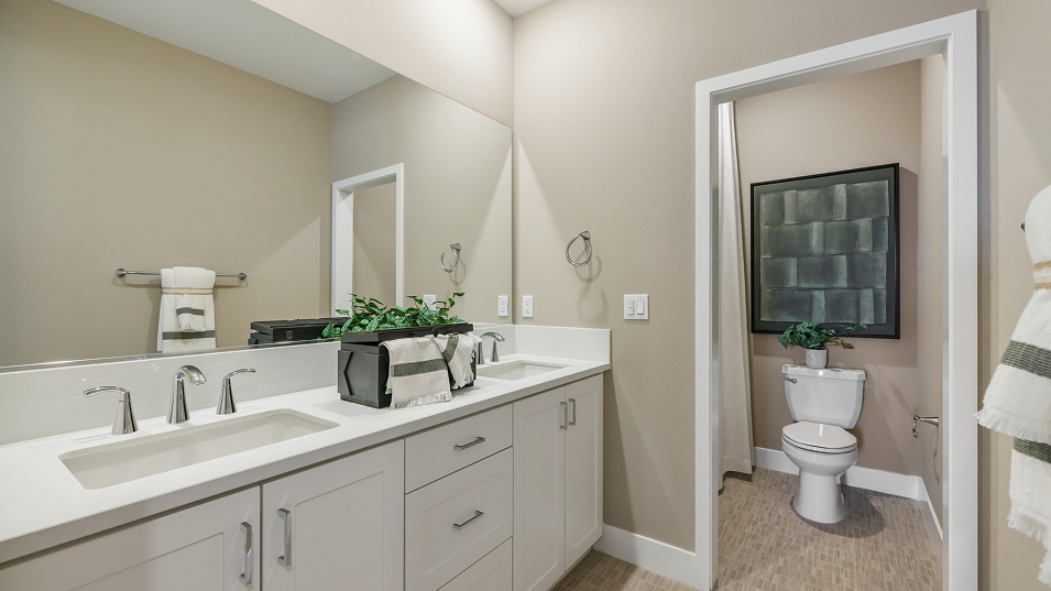 Sella Res3 Bath2 1of2 F2